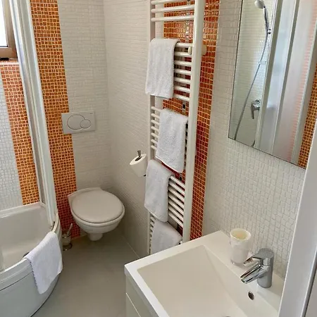 Portum بيت ضيافة زادار