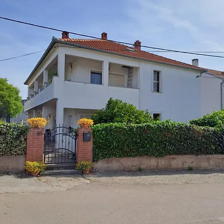 Guest house Portum *